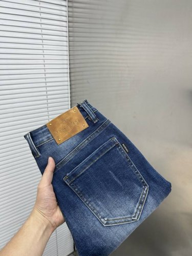 balenciaga巴黎世家 2025Ss新款原单爆款牛仔裤 超级定制款 原版五金 超级重工工艺 版型超赞，细节做工无可挑剔！款式不挑人，做工高档，超强好货不等