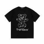 100 Louis Vuitton 路易威登 泰迪熊印花字母百搭潮流短袖T恤男女同款 吊牌 领标 水洗唛 三标齐全 定织定染280克精梳棉面料 尺码：S-Xxl