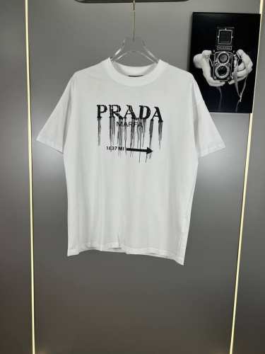 高端原版规格版本 25Ss早春新品普拉达 prada重工发泡Logo精致升 原版面料 官方同款 短袖T恤 定制300克同缸染面料 手感非常舒服 春夏最新砖柜同步