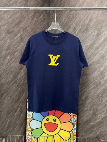 款号 G58 lv发泡字母图标圆领短袖 louisvuitton官网Zp同步新款T恤 面料采用32支双纱280克高克重纯棉面料 同缸定织定染原版同色螺纹 进口机