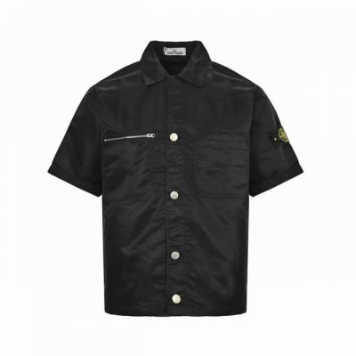 stone Island 石头岛 指南针袖标短袖衬衫 原版面料 网红明星同款高级尼龙面料 宽松简约设计 很高档 很有范儿 面料手感非常舒服 超级百搭好看的一款外