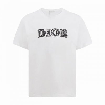 dior 迪奥 老花字母刺绣短袖T恤 简约而不失精炼风范的Os短T.Oblique拼接设计缔造现代潮流造型 针织棉质面料,运用先进的针织微密型器械制作保证了产品