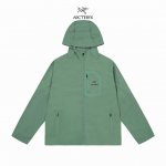 Arcteryx 始祖鸟户外运动休闲防晒衣皮肤衣 男女同款 春夏就得备这样的防晒速干外套 无论是外出开车 骑行 垂钓还是跑步都必备 客供定制四面弹的面料 透气性