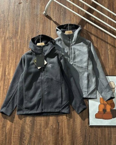 Arcteryx 始祖鸟 Sawyer Wool Hoody情侣刺绣小标识羊毛外套夹克连帽保暖冲锋衣 颜色：黑色 灰色 尺码：M L Xl 2Xl 3Xl 4X