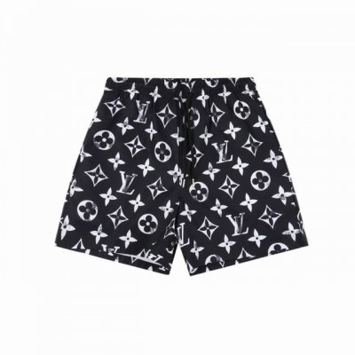 louis Vuitton 路易威登 25Ss 做旧老花满印尼龙短裤 面料为定制密纺科技面料轻薄面 上身丝滑透气 红外线定位裁剪 工装裤型设计 上身无敌百搭款