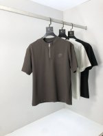 Lv。2025春夏新品时尚圆领短袖高级定制百搭款式！更有实用感 任何人都可以轻松驾驭 采用莫代尔氨纶面料制作，奢华经典品牌Logo设计，H非常显档次懂货的必须入
