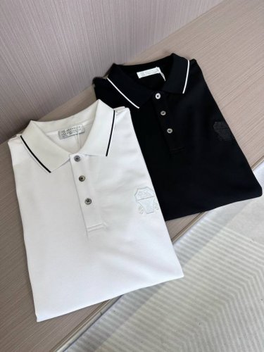 Bc家25Ss春夏新款丝光珠地翻领polo 胸前刺绣贴皮立体刺绣品牌标识 上身舒适轻柔 标准版型 颜色 黑 白 码数 M L Xl Xxl Xxxl