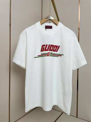 gucci红绿撞色T恤 经典撞色图案 独树一帜 肩部通肩压条 280克纯棉面料舒适透气 黑白双色 男女同款 码数S-Xxl