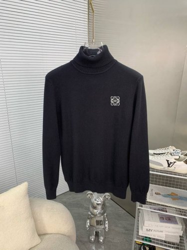 可支持年后退换 P160 秋冬新款长袖高领毛衣 颜色：黑色、白色 码数：M～3Xl。 品牌: 罗意威