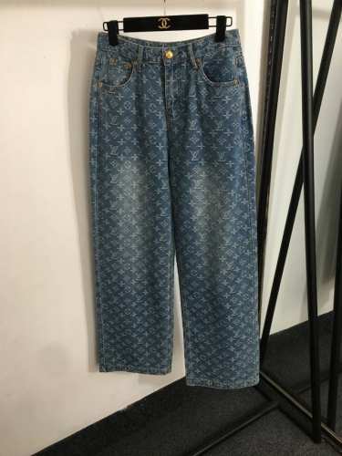 款号20252261 Lv*新款 老花Logo提花阔腿牛仔长裤，蓝色，S-Xl， M码；腰围70，长107