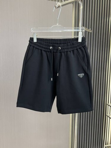 25Ss P普家最新弹力面料短裤 手感舒适柔软 经典金属三件表搭配红色胶条Logo 经典百搭 颜色：黑色， 码数48-56