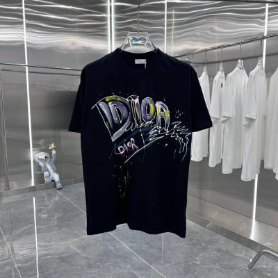 Dio 2025春夏新款 手绘泼墨 经典款式 潮流必备 定制面料 上身超舒服 男女同款 S M L Xl Xxl 五个码 黑色 白色