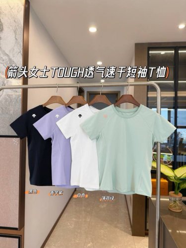 下单备注，箭头四色叠层螺纹女T！ 女士Tough透气速干短袖T恤 超级好！能穿的一定要入啊 显瘦Yyds 经典小圆领，领型略高更衬气质，弯腰不走光，弹性好不卡头
