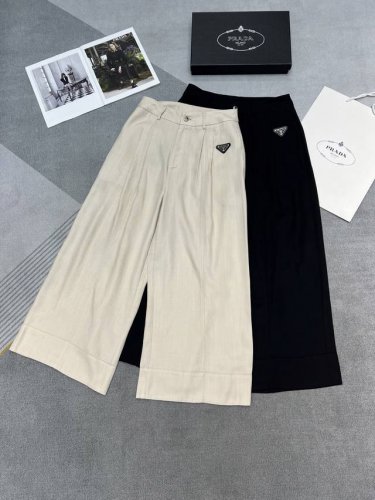 高品质prada 2025夏季新款裤子，九分阔腿裤型，亚麻面料舒适透气，百搭松弛感十足，2色Sml