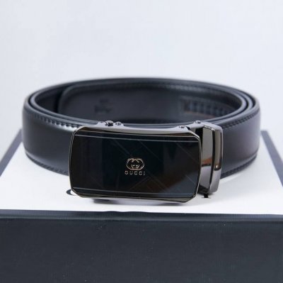 好货推荐 Gucci古驰镜面自动扣皮带 扣头表面设计非常酷炫 质量没的说 好评无数 口碑爆棚 零售后 市面最高品质皮带 全部高清实拍图 质感自己看哈 扣头全部为