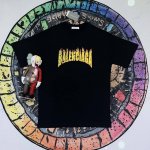 balenciaga ] Fw短袖T恤 巴黎火焰Logo短袖 高端32S双纱280克面料 重磅面料 定制拉架罗纹同缸同染 三标齐全 男女同款 颜色：黑色 白色