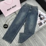 强烈推荐 25年早春系列 Miu*新款刺绣字母口袋牛仔长裤 洗水颜色好看 Sml