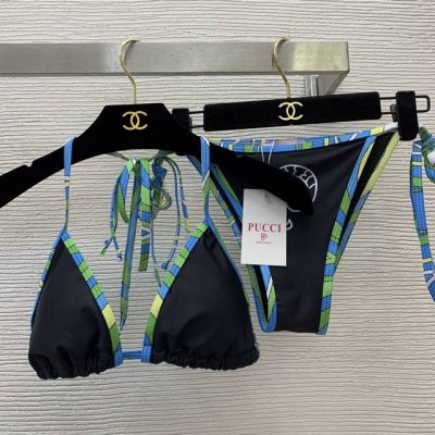 款号D25051042 Pucc*新款性感比基尼分体泳衣套装！撞色包边挂脖文胸内衣双鱼印花绑带性感丁字裤内裤！黑色， ，