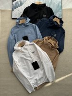 Arc'teryx 始祖鸟新款户外连帽运动休闲速干长袖T恤！ 这款连帽衣专为攀岩.跑步.运动健身和徒步旅行者设计，为户外爱好者遮蔽阳光，提供运动过程中的舒适体验
