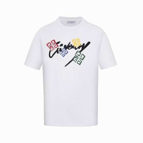 上新： 款号：B908 Givenchy纪梵希限定马克笔草写Logo印花圆领短袖T恤 1面料采用260克纯棉双纱面料 柔软亲肤、透气性强，定位裁剪工艺Overs