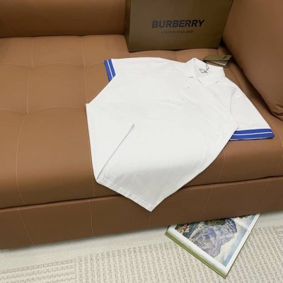 高版本polo系列 Burberry巴宝莉 基础百搭polo衫系列 男女同款 260克纯棉珠地料子 这款高颜值polo衫女生穿上都好看 回头率满满 感觉直接拿捏