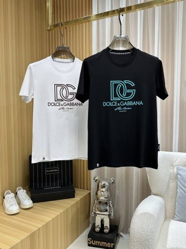 dolc&Gabba*杜嘉* 班纳2025A W春夏最新款男士桑蚕丝圆领短袖T恤，专G同款，原版输出，胸前标志性字母Logo压花徽标装饰点缀，全部对版对，外贸公