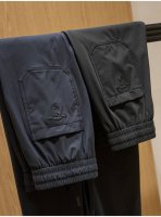 细节图！ P250 Prada 普拉达公司高级订单订制高品质时尚户外休闲裤。2025春夏新品！超级百搭款。独家定制面料，手感细腻柔软，贴身舒适，上身超有型！原版