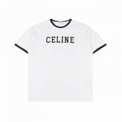 celine 塞琳 贴布绣花字母圆领短袖T恤 三标齐全 采用高端索罗娜布料，前幅采用贴布绣花工艺 手感非常舒服 Os落肩版型，时尚又个性，超级百搭的一款！螺纹领