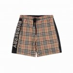 burberry 巴宝莉 侧边字母格纹沙滩短裤 面料原版定制，功能性斜纹面料，成衣百分百定位对条对格，非常耗时废料，密度手感和原版达到一致，松紧腰搭配，轻松调节