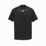 prada 面料 100%棉 prada 普拉达 高品质采用320克双纱面料 1*1索罗娜罗纹 激光贴皮绣花 宽松版本 男女同款 颜色 黑色 白色 码数 Xs