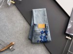 prad*、重工水洗休闲牛仔裤，进口原版水洗弹力面料，舒适有弹性，独特设计，版型超正，舒适透气，档次极高，专柜品质，上身帅气十足，码数：29-38 35、37