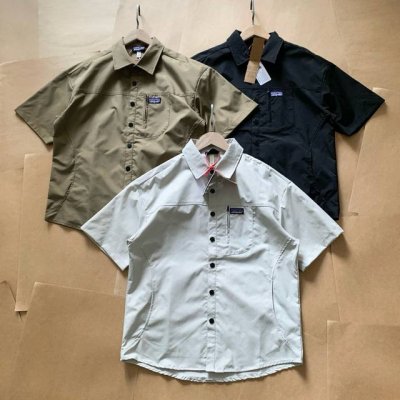 patagonia巴塔哥尼亚夏季新款男士户外冰爽短袖Polo衫 整体干净利落，微弹力，垂感无痕！ 纯色定染面料，激光切割剪裁，成衣简约大气！ 纽扣款领型系上具有