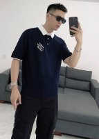 上身效果图 深蓝 P310 Louis Vuitton 路易威登2025春夏新款胸前字母刺绣羊毛短袖Polo衫男女同款 本款马球衫取材细腻羊毛针织，以正装衬衫领