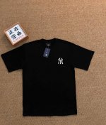 顶端刺绣品质Mlb 基础款双拼刺绣黑色短袖宽松男女同款情侣款 采用抗菌2 克新疆长绒棉重磅面料 透气舒适 怎么洗都不起球透气轻柔的短袖，让您穿着舒适一整天！ 品