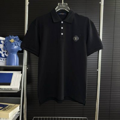 363 当天到货 现货现配 Louis Vuitton 路易威登2025新款 定制皮章Logo休闲polo衫短袖 原版面料 高版本 高品质 对色定染面料 圆领垂