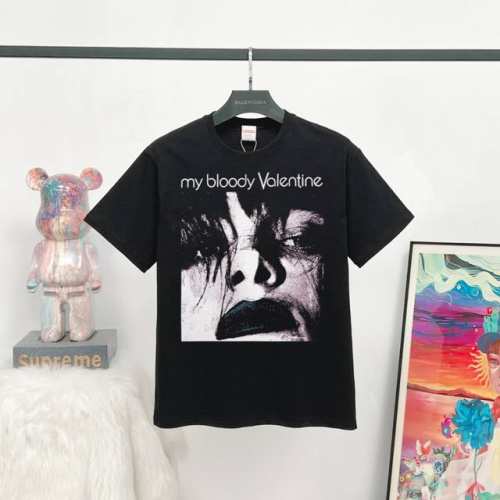款号:Q22 # supreme Week 9 X My Bloody Valentine Feed Me With Your Kiss Tee联名款音乐艺术专