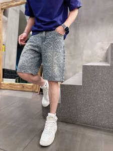 罗意威 2025新品 原单牛仔短裤 原版重工打造 品牌经典Logo设计 三标齐全 原版五金辅料 专柜定制牛仔面料 完全对版专柜 欢迎专柜试穿后再购买 好货不怕比