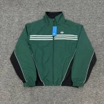 2364# ADIDAS阿迪达斯 三叶草 初秋爆款 前后重工刺绣 三道杠秋季薄款夹克外套 重工刺绣 顶级版本 #全文实拍绝不节约一分钱成本！！！ 3D立体剪裁，