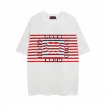 全年有货不下架 Gucci 红浪条纹方框印花圆领短袖 #Gucci古驰#2025系列 手感松软细腻又比一般棉布料扎实 舒适透气不易变形 采用进口纳米印花 精密网