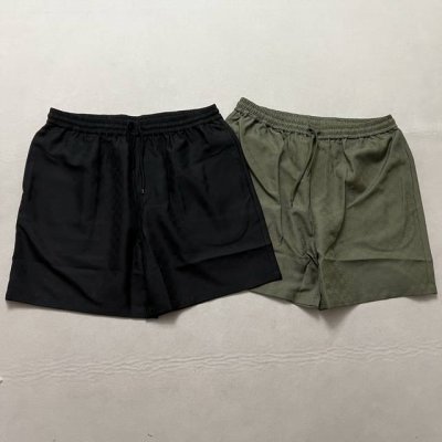 Gucci暗纹满印短裤