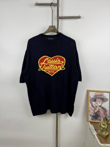 款号G627 新款Louis Vuitton Lv年春季新款爱心红心针织短袖男女同款 L联名款爱心针织短袖，Lv设计师绝版爱心 T，爱心复古联名款的摩登精贵男女