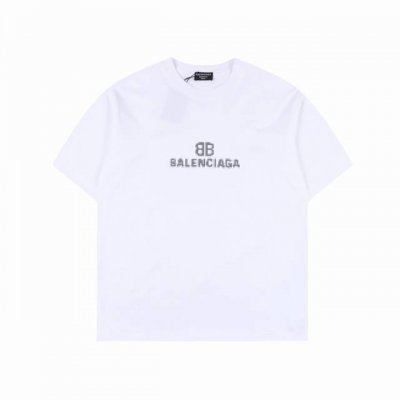 balenciaga 巴黎世家 23Ss 马赛克印花短袖 印花材料采用安全环保无毒婴儿认证的发泡材料 印花轮廓清晰干净 有康丽机器出来的质感 如果衣服要清洗的话
