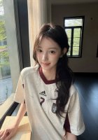 阿迪达斯Adidas 7号字母拼色撞色小V领短袖T恤男女夏季美式复古纯棉球衣！ ~面料采用260克纯棉面料 ~做工拼接设计做工精细无多余线头 走线工整 ~印花+