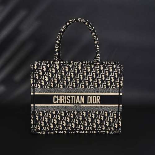 dior迪奥Cd Book Tote经典Oblique牛仔托特包购物袋 中号 黑色 纹路清晰 刺绣细节完美 size :36*28*17