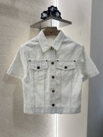 louis Vuitto*2025新品上架 提花短袖外套 定制Yb斜纹提花全棉材质 穿搭舒适 透气细腻 翻领短袖外套剪裁 通体满铺四叶草字母徽标图案 立体提花肌