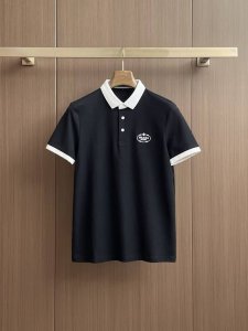 普拉达 2025Ss夏季新款字母Logo男士翻领polo衫 经典商务男款 高端男装的天花板级别的商务男款 简约时尚大气不失优雅 单穿内搭体面过人 品质控 细节控
