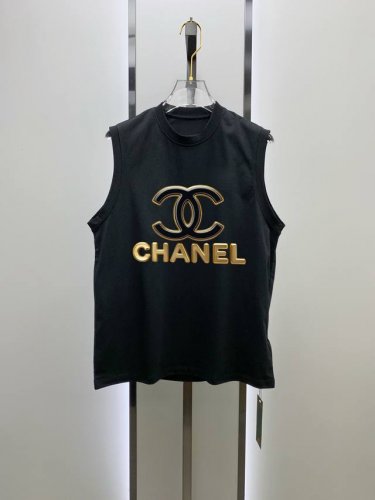 直 品牌 Chanel香奈儿 2025夏季新品背心T袖 经典简约款式 任何人都可以轻松驾驶 进口定制丝光棉面料 手软舒适有型 吸汗透气 胸前经典品牌字母Logo