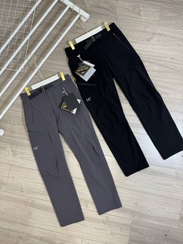 丶上新 始祖鸟刺绣长裤 细节图 Arc'teryx 始祖鸟经典款Gamma Jogger 户外两色刺绣Logo松紧腰防风 男子两色精品软壳压胶长裤！ 面料：梭织