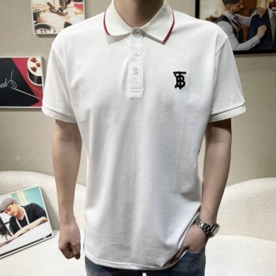 burberry巴宝莉男士短袖polo衫,春夏新品 专柜同步,采用珠地棉料 柔软细腻 男人的衣柜都少不了短袖 潮男必备 衣服设计非常的简洁 版型一流 很是低调的