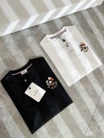 Moncler蒙家 2025春夏最新男女同款贸易订单短袖T恤，全品相！！网红款！采用Logo图案刺绣设计！上身舒适透气，不僵硬，整体有着丰富的立体感，品质出口订